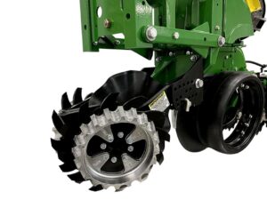 Yetter Titan Reihenräumer für John Deere Schneidscheibe